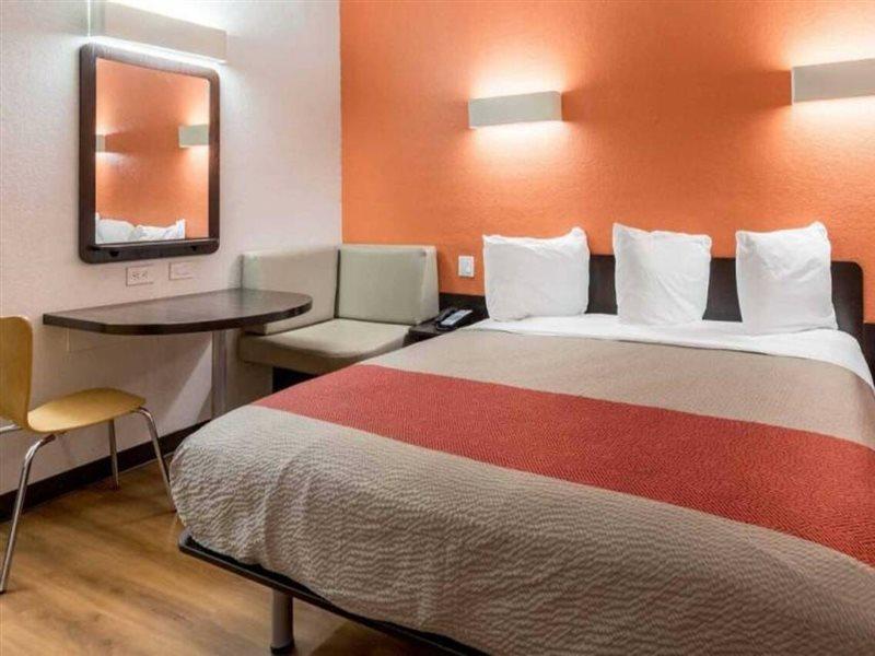 Motel 6 Seguin Tx Dış mekan fotoğraf