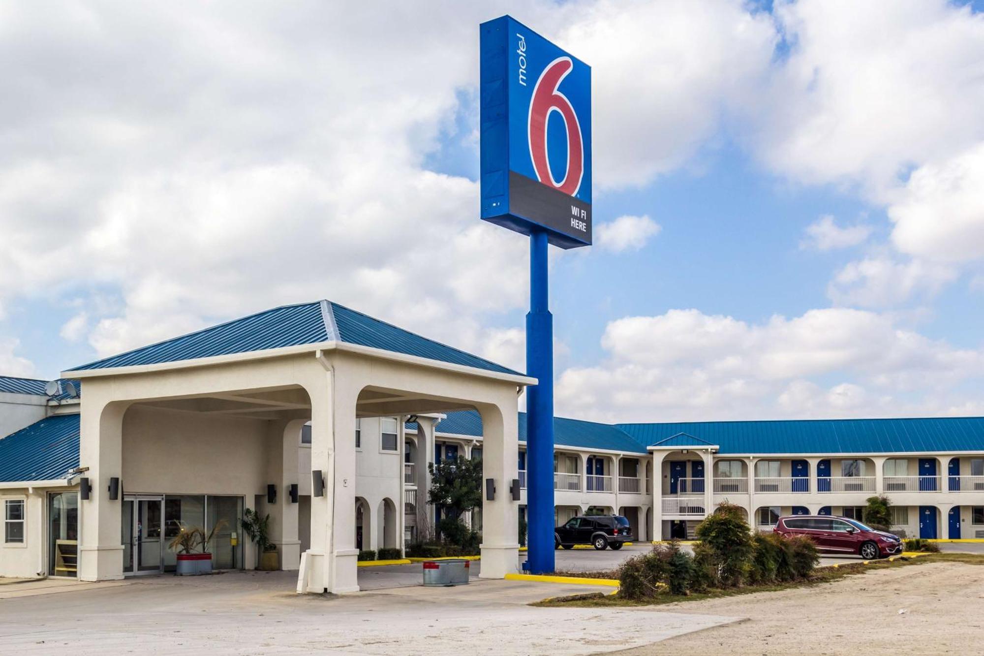 Motel 6 Seguin Tx Dış mekan fotoğraf