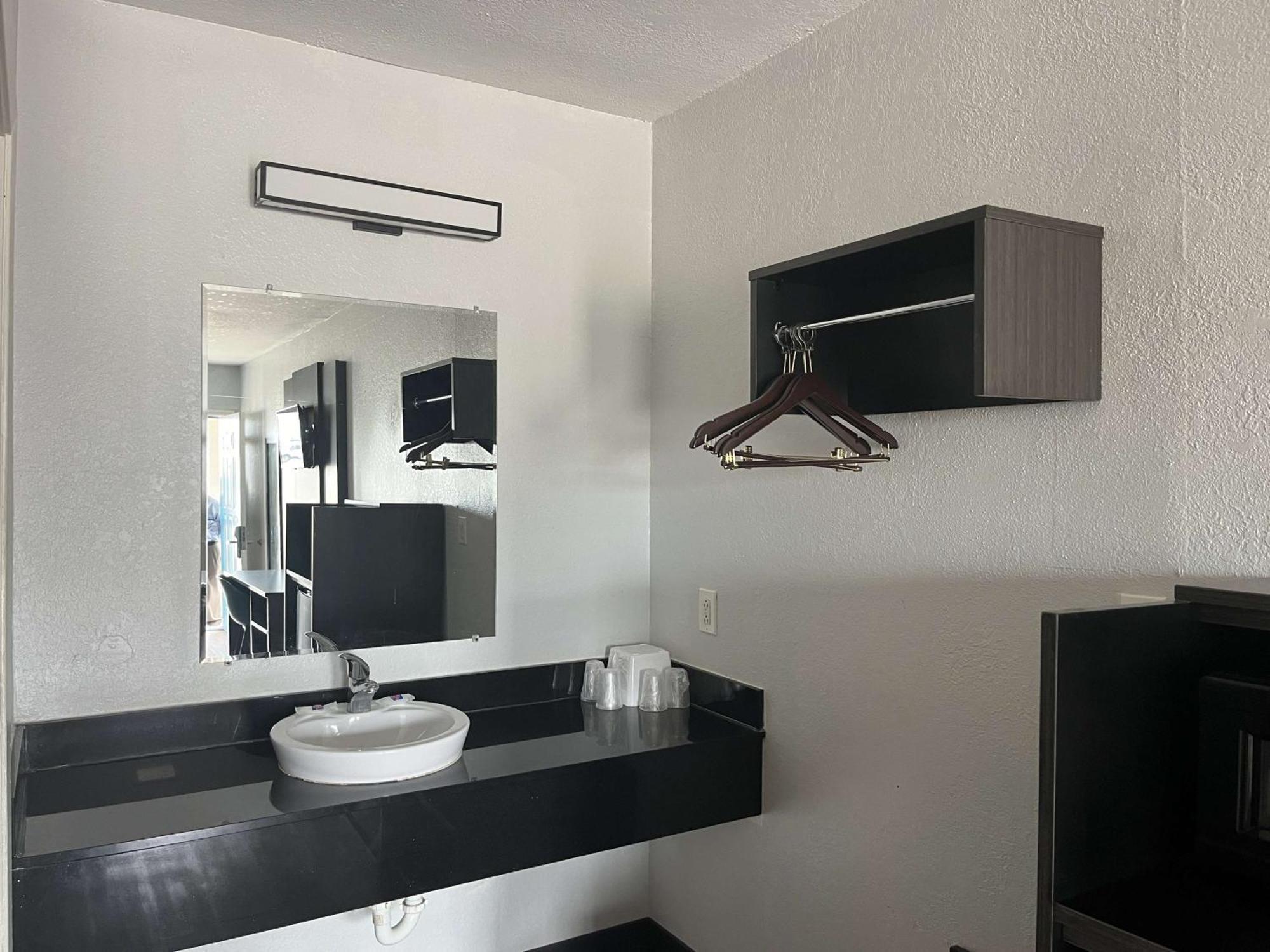 Motel 6 Seguin Tx Dış mekan fotoğraf