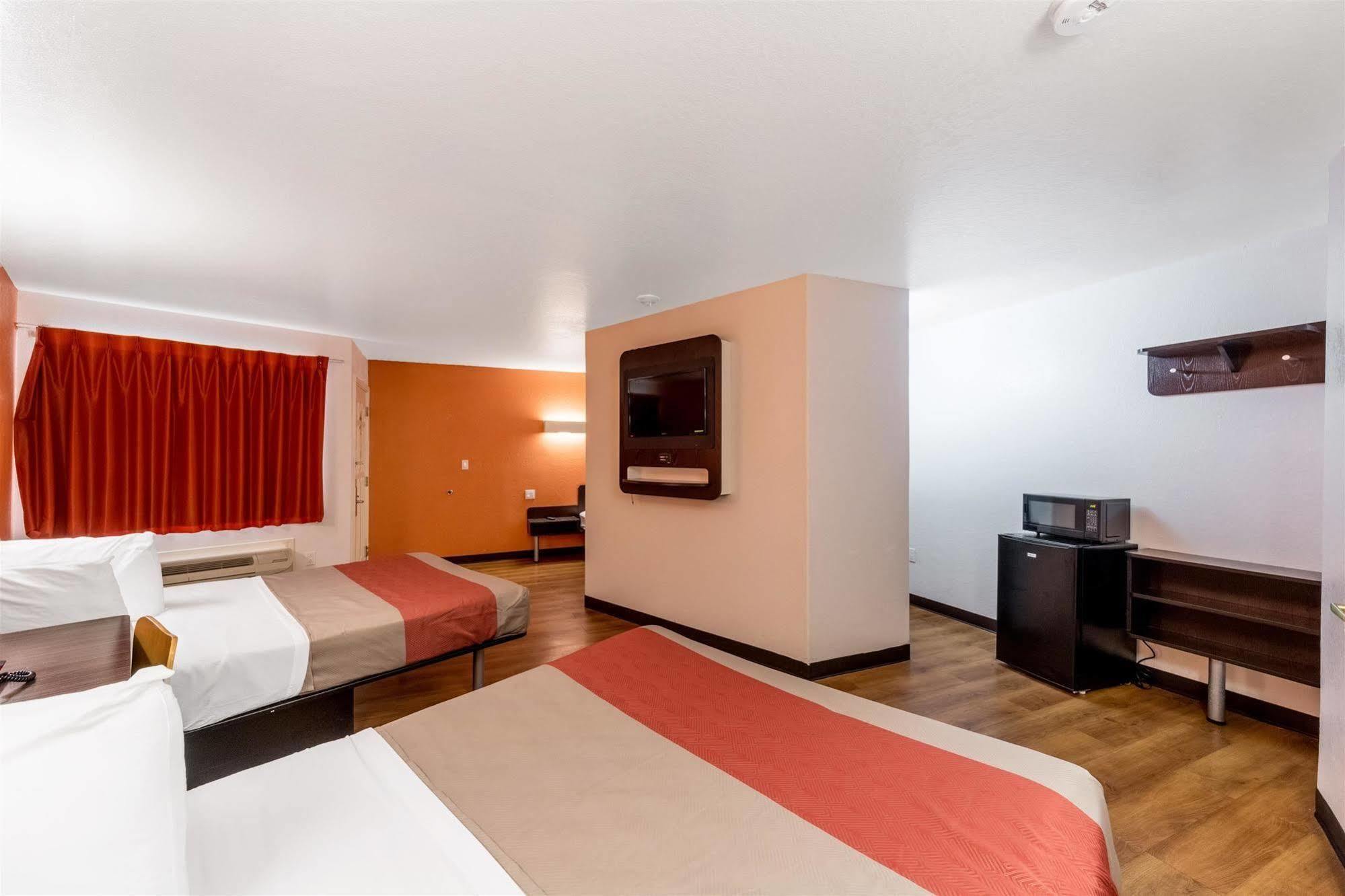 Motel 6 Seguin Tx Dış mekan fotoğraf