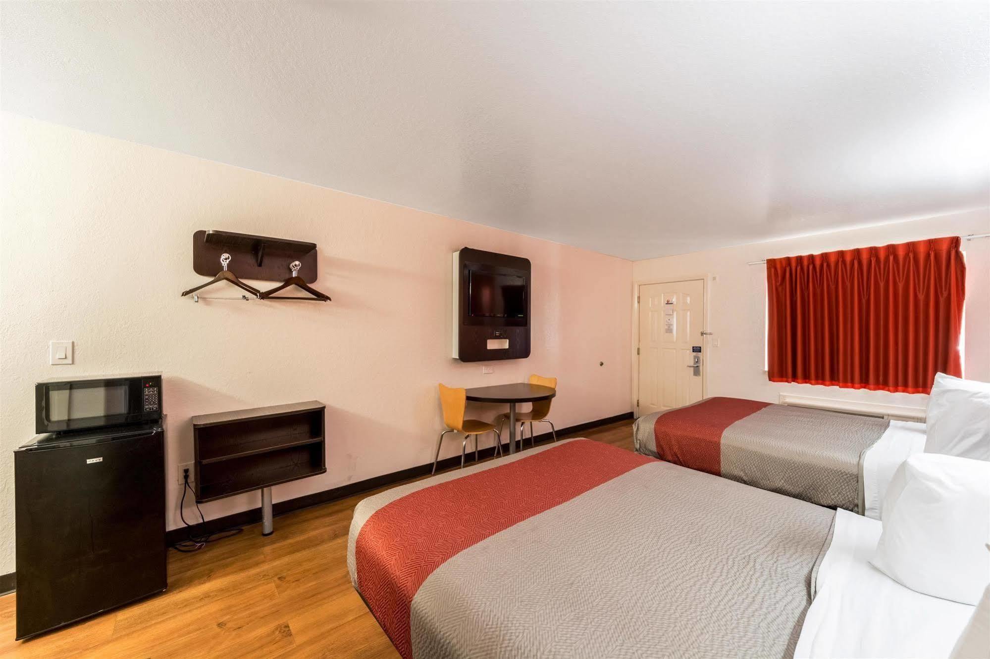 Motel 6 Seguin Tx Dış mekan fotoğraf